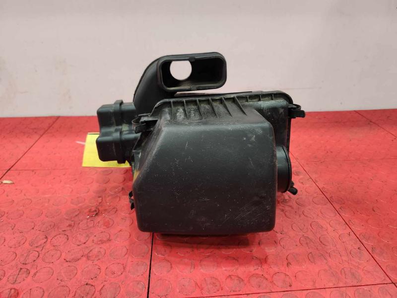 2012 Kia Sportage Air Cleaner