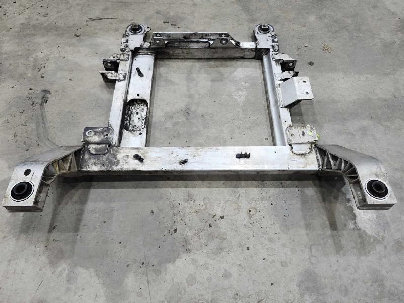 2010 Chevrolet Impala Crossmember/Cradle/Undercarria