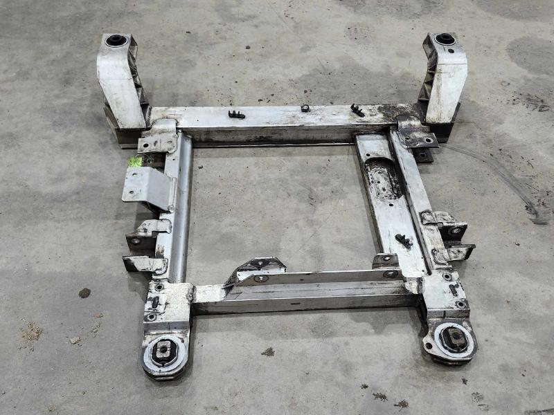 2010 Chevrolet Impala Crossmember/Cradle/Undercarria