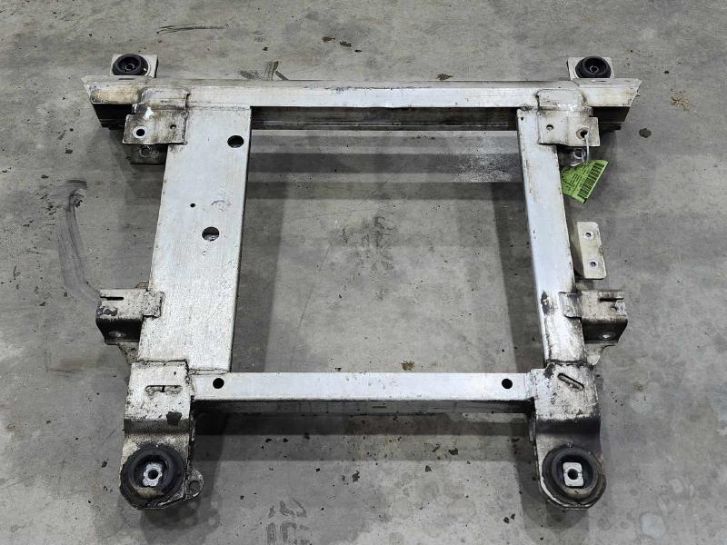 2010 Chevrolet Impala Crossmember/Cradle/Undercarria