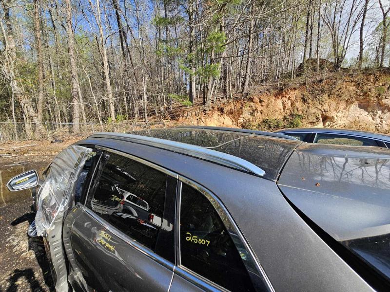 2016 Lincoln MKX Luggage Rack