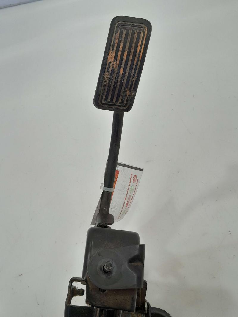 1991 - 1993 Toyota Previa Accelerator Pedal Assembly OEM 78100-28090