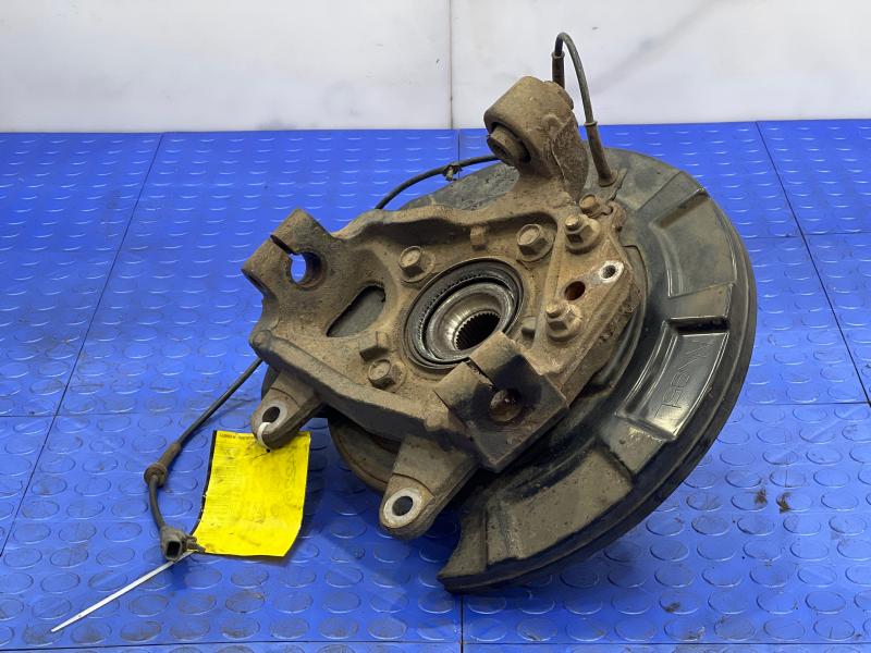 2014 Infiniti QX80 Rear Knuckle/Stub Axle