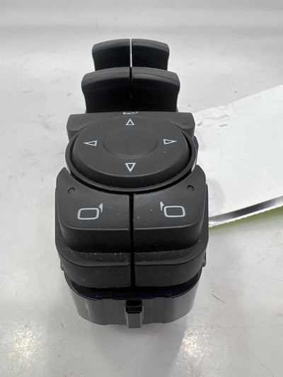 2018 Chevrolet Equinox Door Switch Front