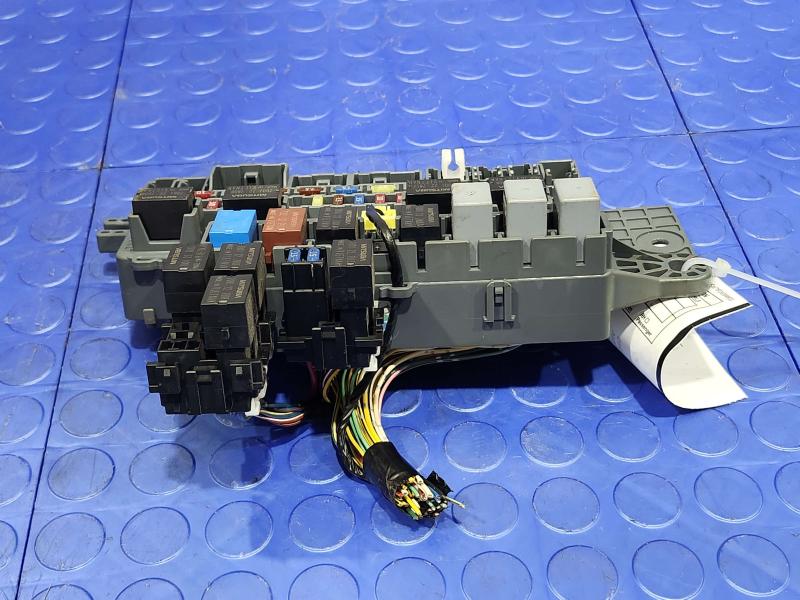 2007-2008 Honda Fit Cabin Fuse Box Relay Junction Block Genuine OEM Part