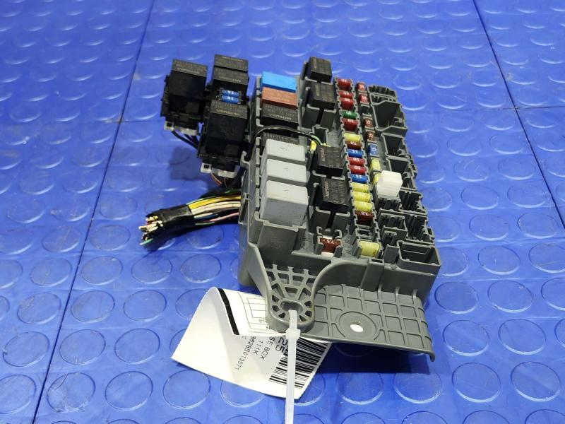 2007-2008 Honda Fit Cabin Fuse Box Relay Junction Block Genuine OEM Part