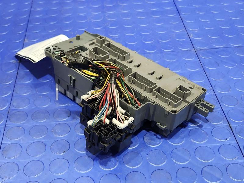 2007-2008 Honda Fit Cabin Fuse Box Relay Junction Block Genuine OEM Part