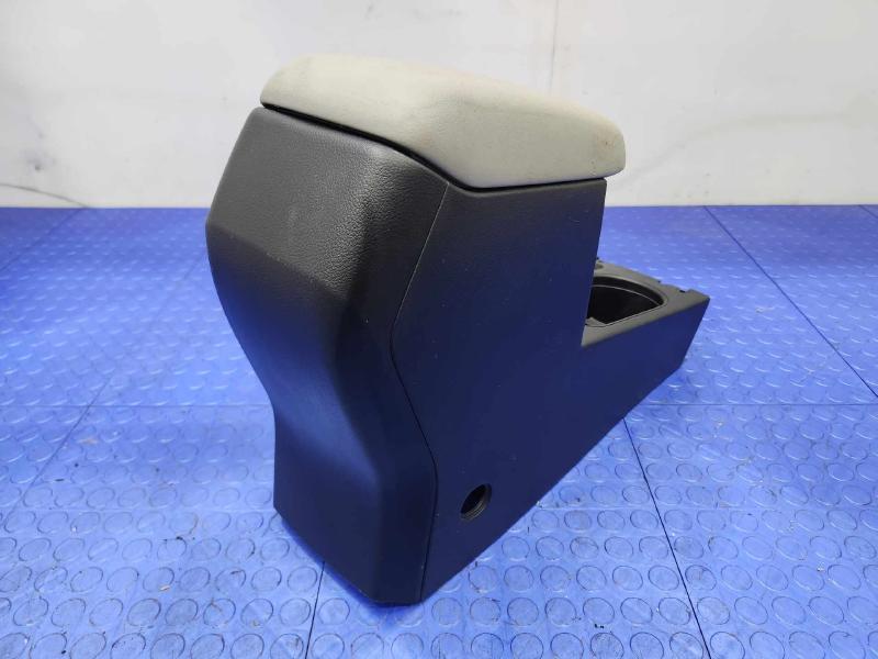 2014-2018 Subaru Forester Center Console Assembly Gray Urethane OEM 92113SG010