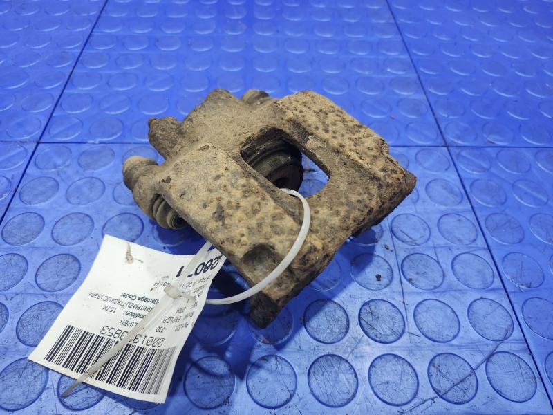 2004 Ford Explorer Caliper