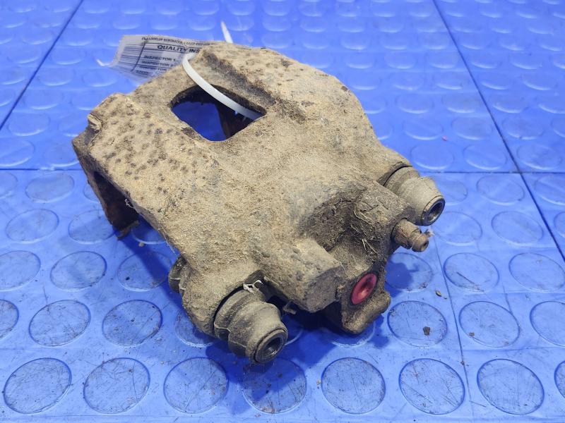 2004 Ford Explorer Caliper