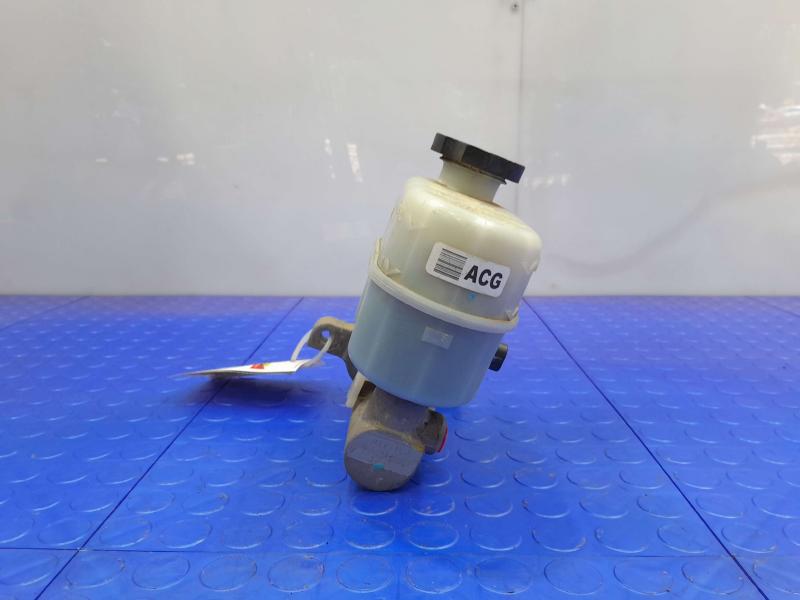 2007 Chevrolet Silverado 1500 Master Cylinder