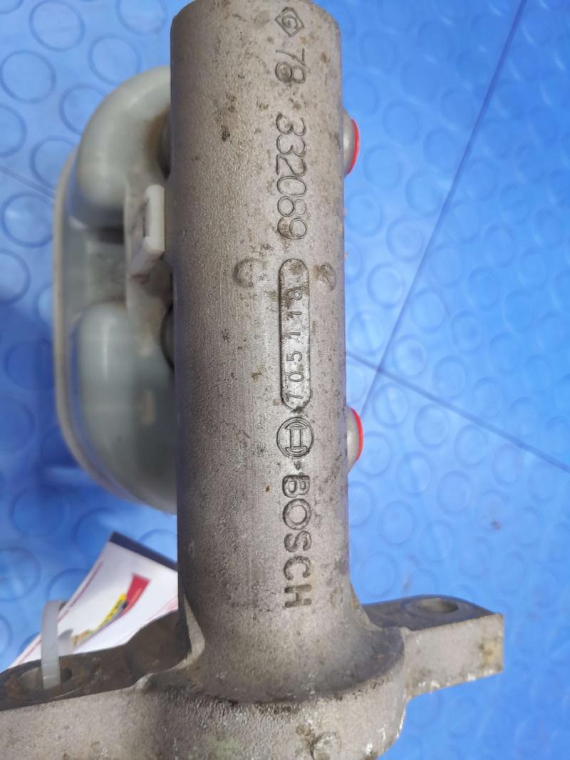 2007 Chevrolet Silverado 1500 Master Cylinder