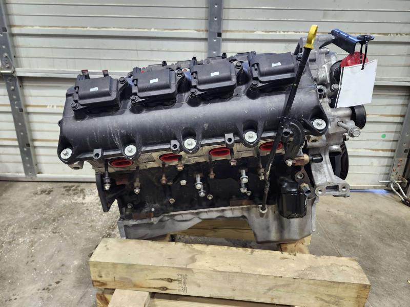 2016 Dodge Challenger Engine Assembly/Motor