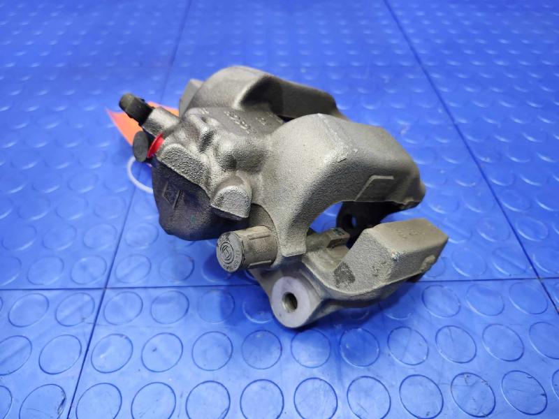 2014 BMW 228i Caliper