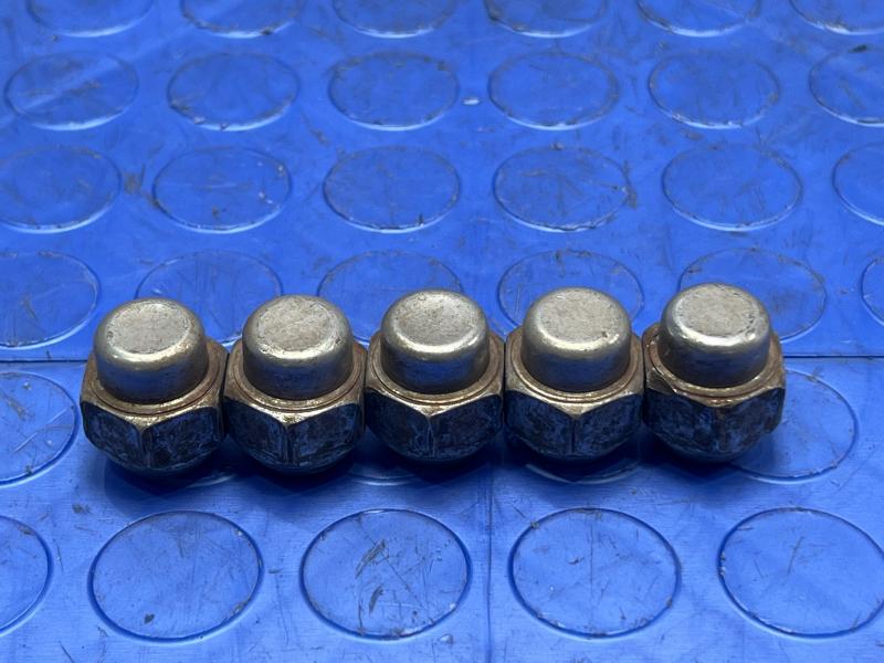 2006 Mazda Miata Lug Nuts
