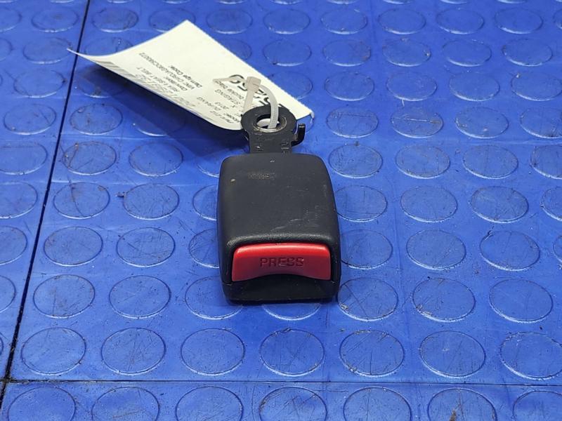 2013 Dodge Durango Rear Seat Belt