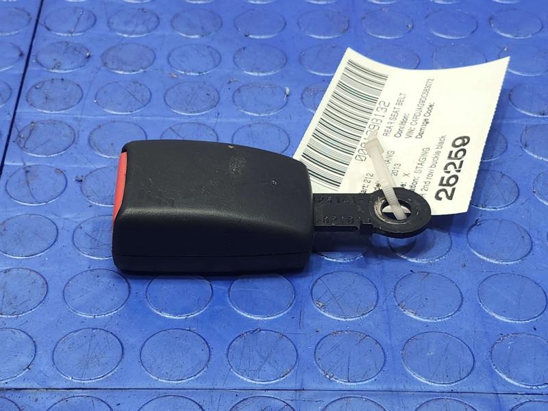 2013 Dodge Durango Rear Seat Belt
