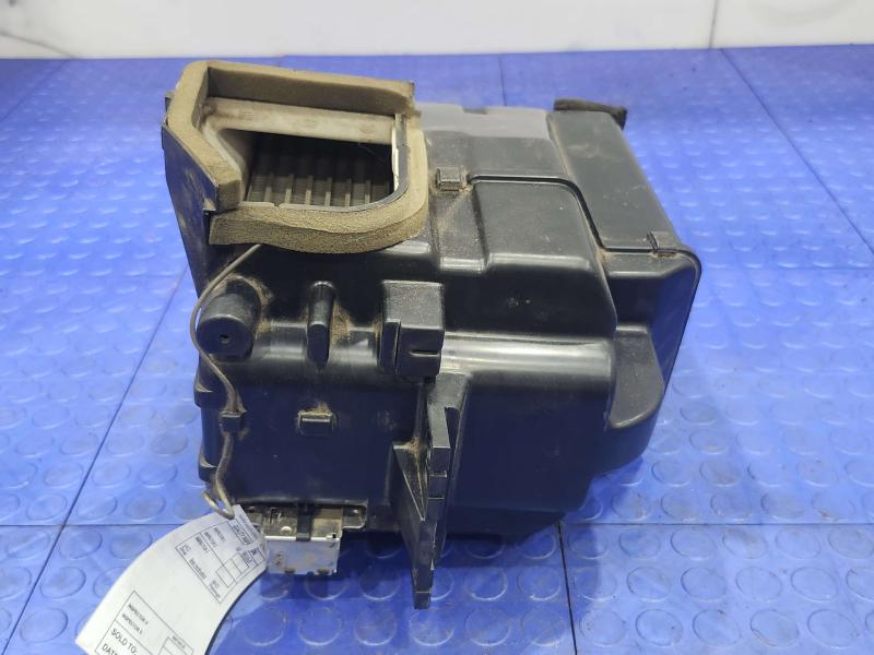 1988-1993 Isuzu NPR OEM AC Air Conditioner Evaporator Assembly Genuine