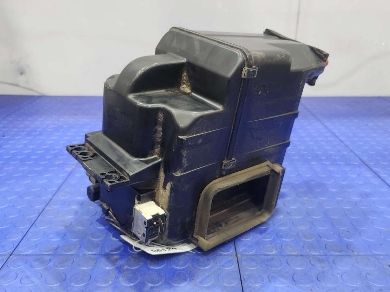 1988-1993 Isuzu NPR OEM AC Air Conditioner Evaporator Assembly Genuine