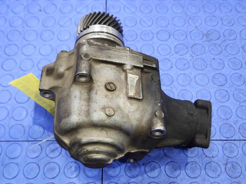 2007-2011 Honda CR-V Transfer Case Assembly Genuine OEM Part 29000RZK000