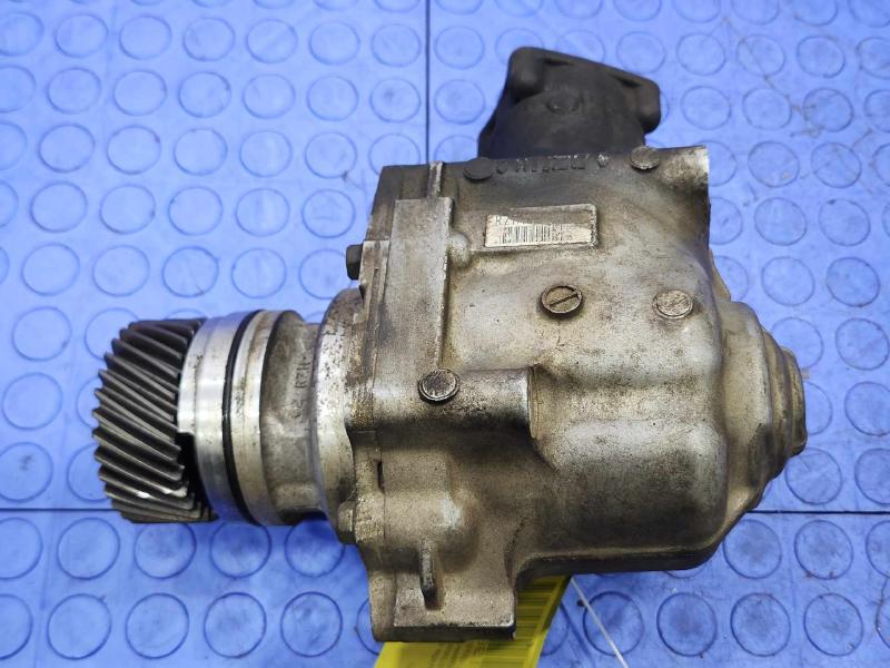 2007-2011 Honda CR-V Transfer Case Assembly Genuine OEM Part 29000RZK000