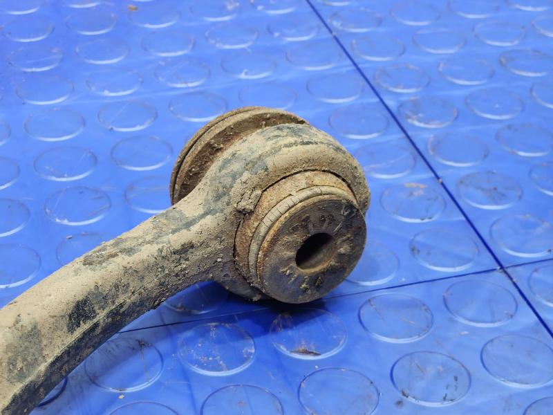 2012 GMC Yukon Upper Control Arm Front