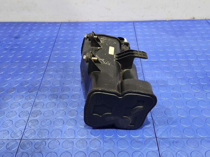 2008 BMW 128i Evaporator Canister
