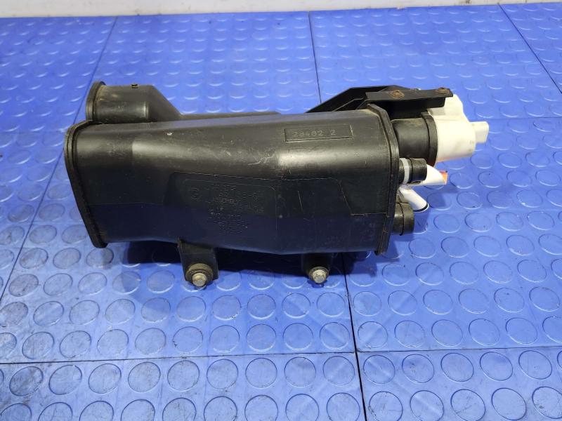 2008 BMW 128i Evaporator Canister