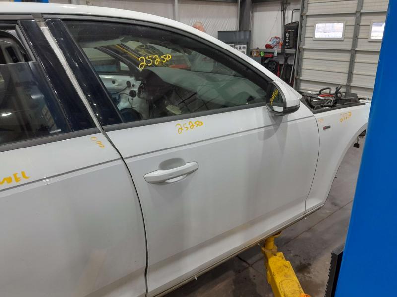 2018 Audi A4 Front Door