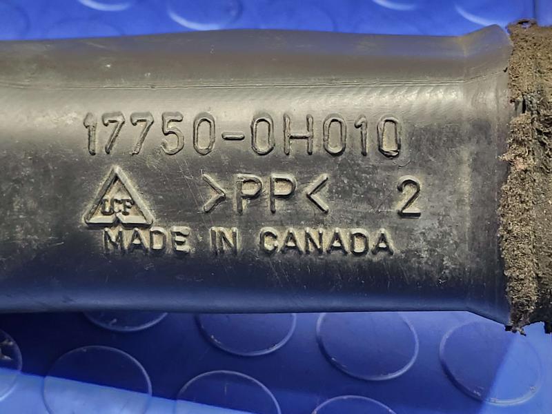 2002 Toyota Camry Air Intake Tube/Resonator