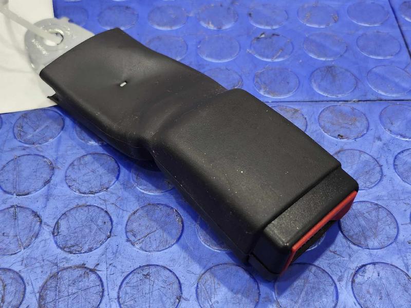 2019 Chevrolet Tahoe Front Seat Belt