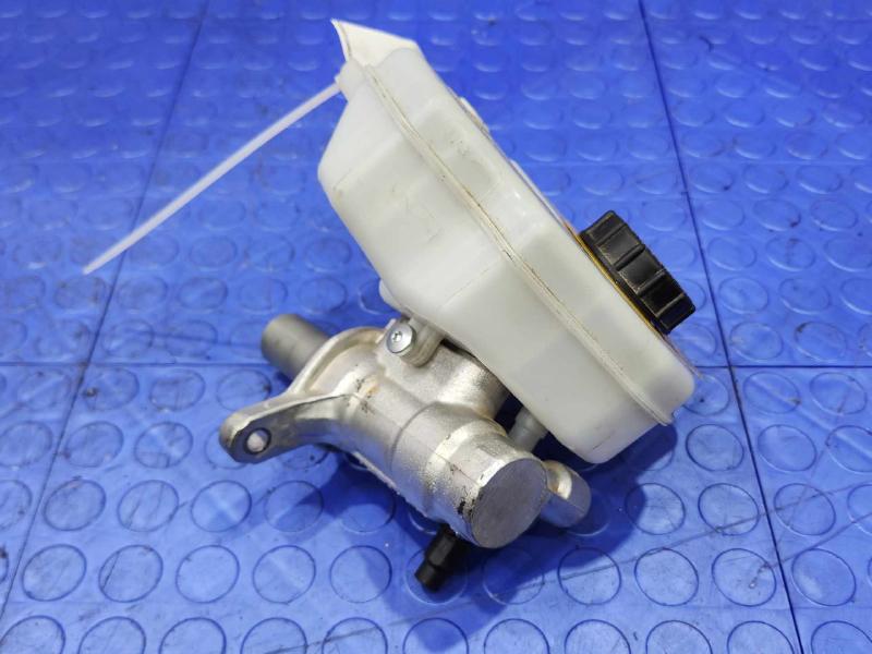 2017-2020 Jaguar F-Pace Brake Master Cylinder Assembly Genuine OEM GX732140AA