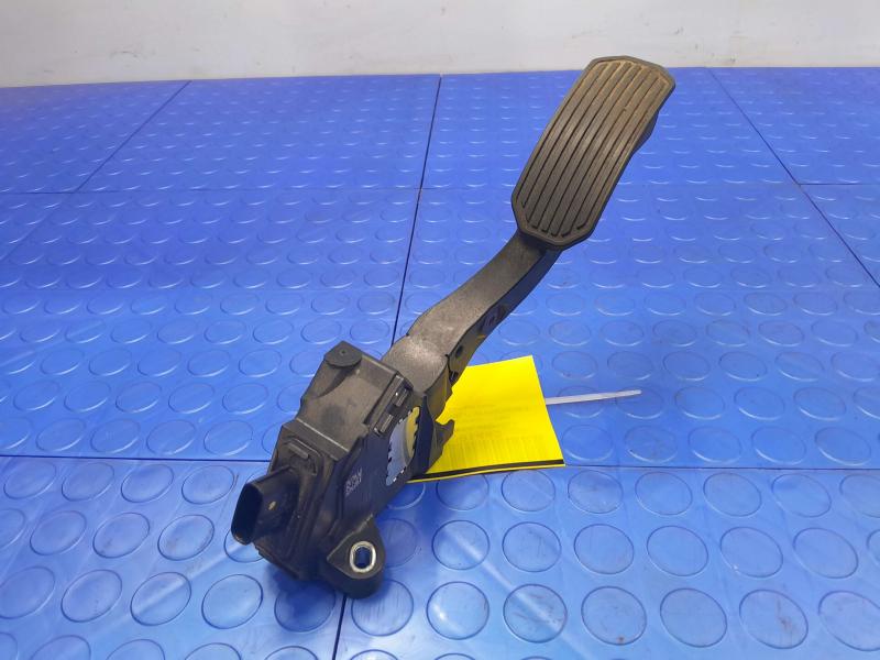 2012-2017 Toyota Camry Accelerator Pedal Assembly Genuine OEM 78110-06040