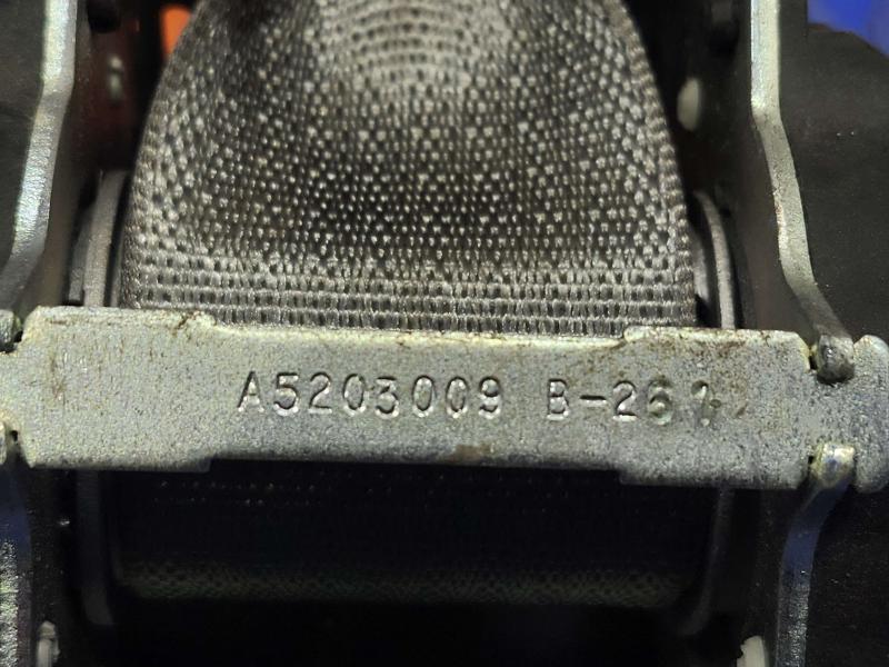 2009 Chevrolet Malibu Rear Seat Belt