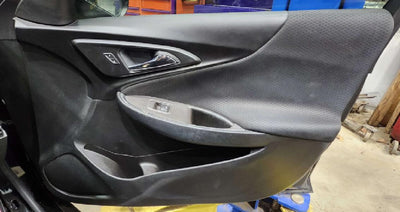 2018 Chevrolet Malibu Front Door Trim Panel