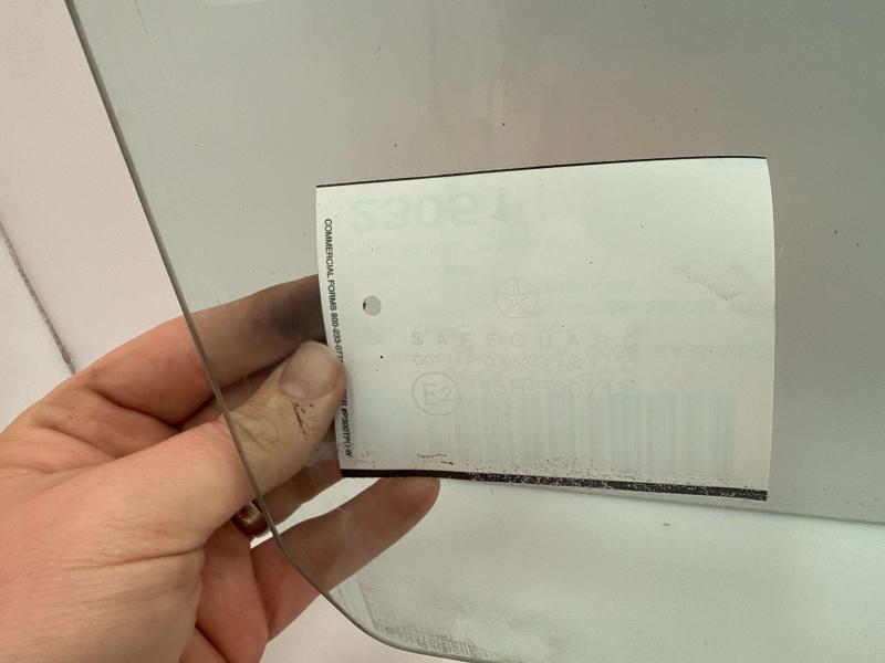 1997 Jeep Cherokee Front Door Glass/Window