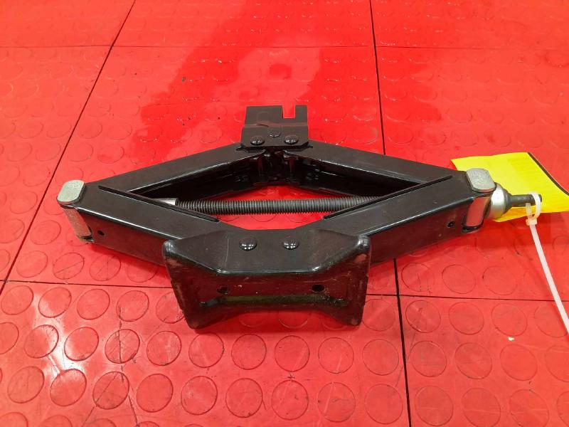 2014-2024 Kia Soul Spare Tire Tools Jack Kit Assembly with Bag OEM 9110B2000