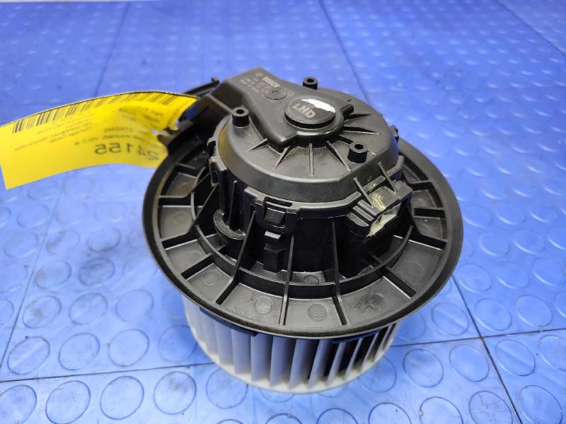 2011-2014 Hyundai Sonata Heater AC Blower Motor Assembly OEM 971132Y000