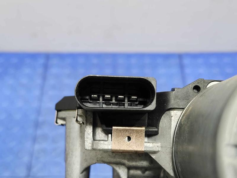 2018 Audi Q7 Wiper Motor Front