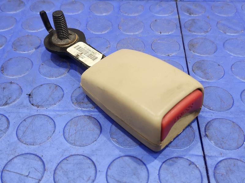 2013 Ford F-150 Rear Seat Belt