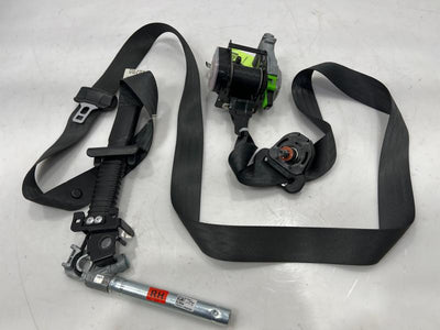 2014 Hyundai Veloster Front Seat Belt