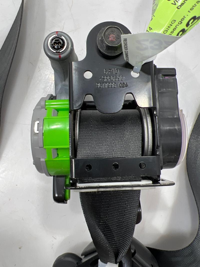 2014 Hyundai Veloster Front Seat Belt