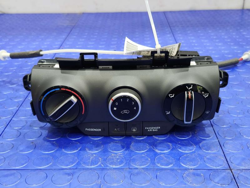 2019 Hyundai Kona Heater A/C Control