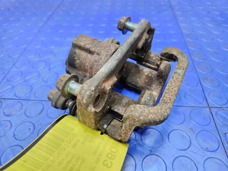 2016 Nissan Rogue Caliper