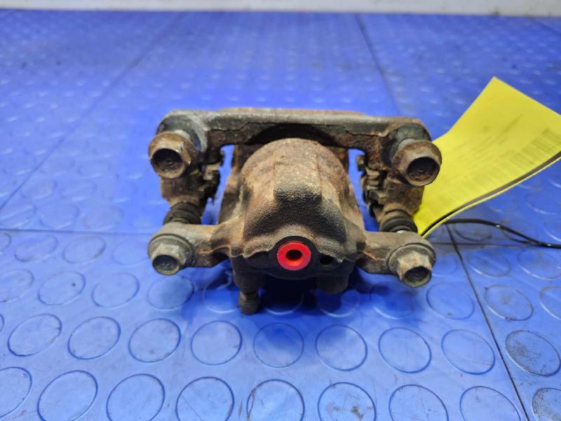 2016 Nissan Rogue Caliper