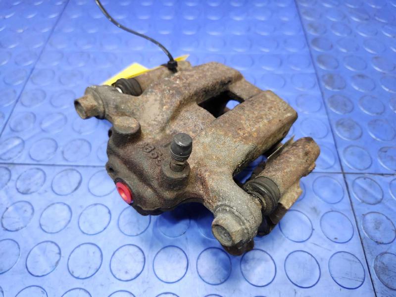 2016 Nissan Rogue Caliper