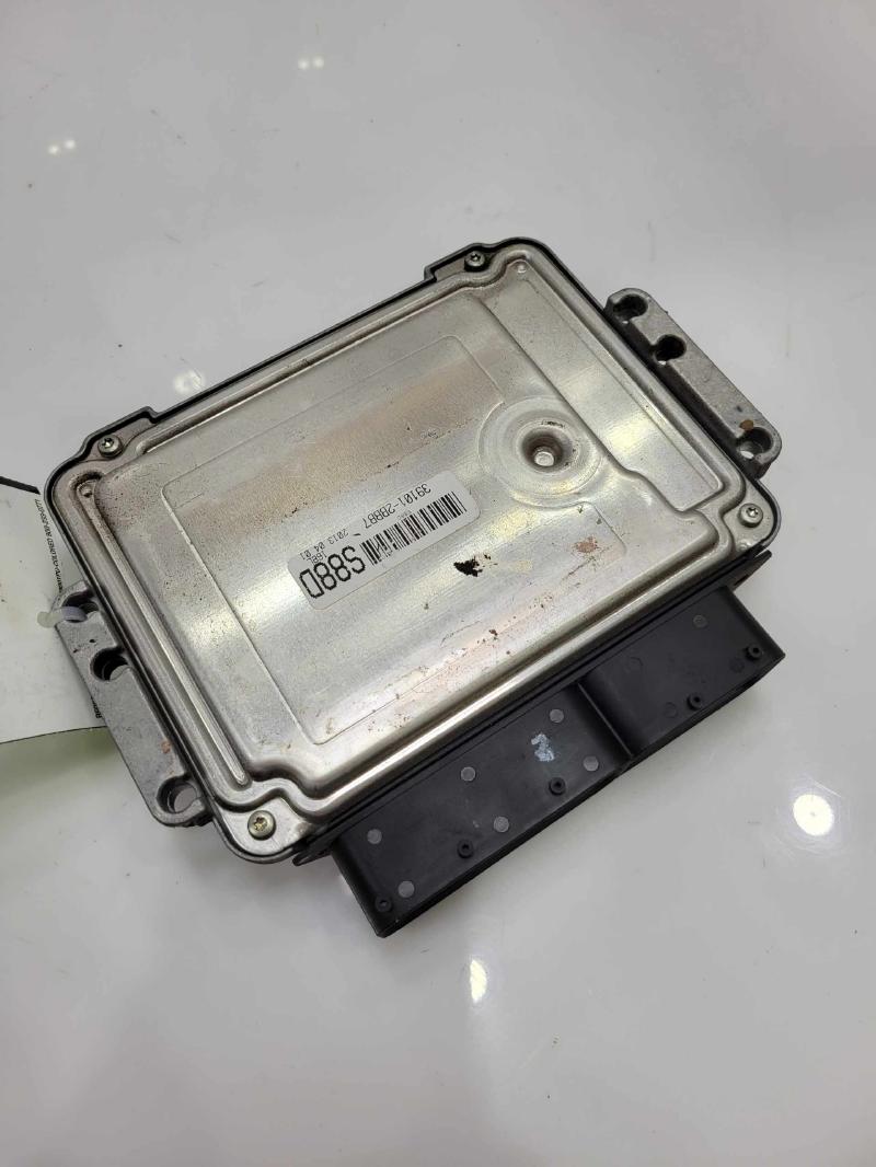 2013 Hyundai Veloster Engine/Motor Brain Box
