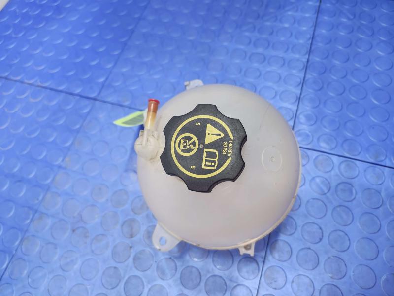 2018 Buick Regal Coolant Recovery Bottle