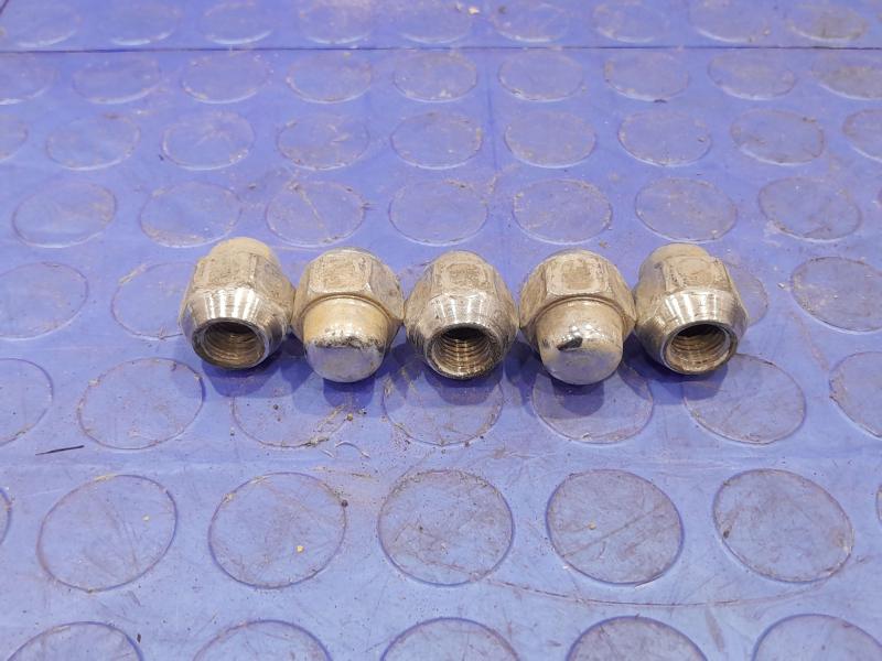 2019 Hyundai Kona Lug Nuts