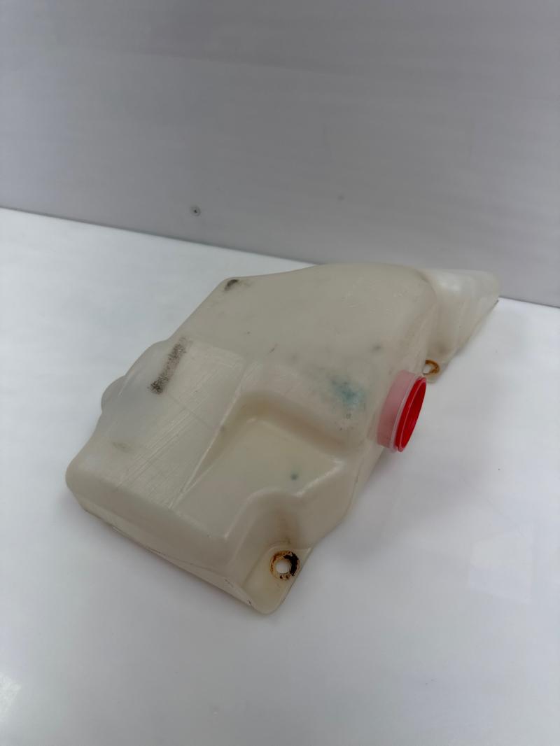 2003 Ford Crown Victoria Washer Bottle